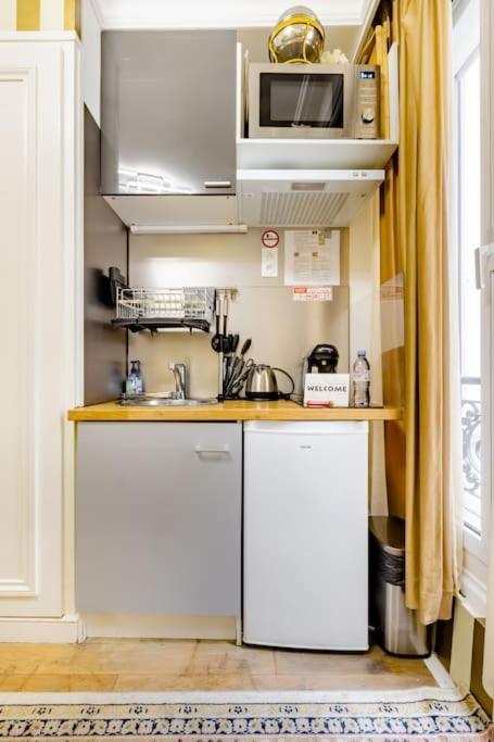 Premium Studio 2 Minutes Walk From Champs-Elysees Paris Exterior photo