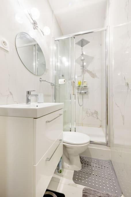 Premium Studio 2 Minutes Walk From Champs-Elysees Paris Exterior photo